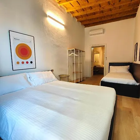 Apartment Crocetta Charme *